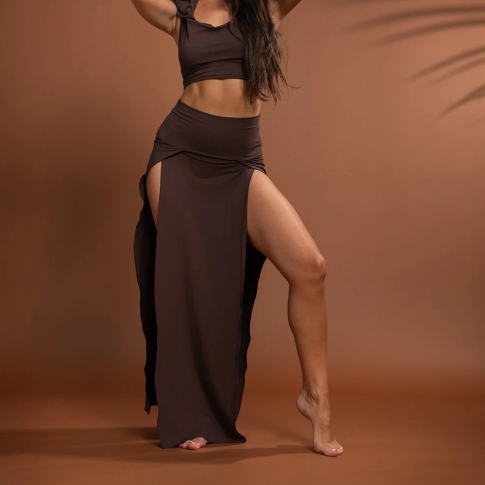 Royal Codes - CLEOPATRA SLIT SKIRT - CACAO xs